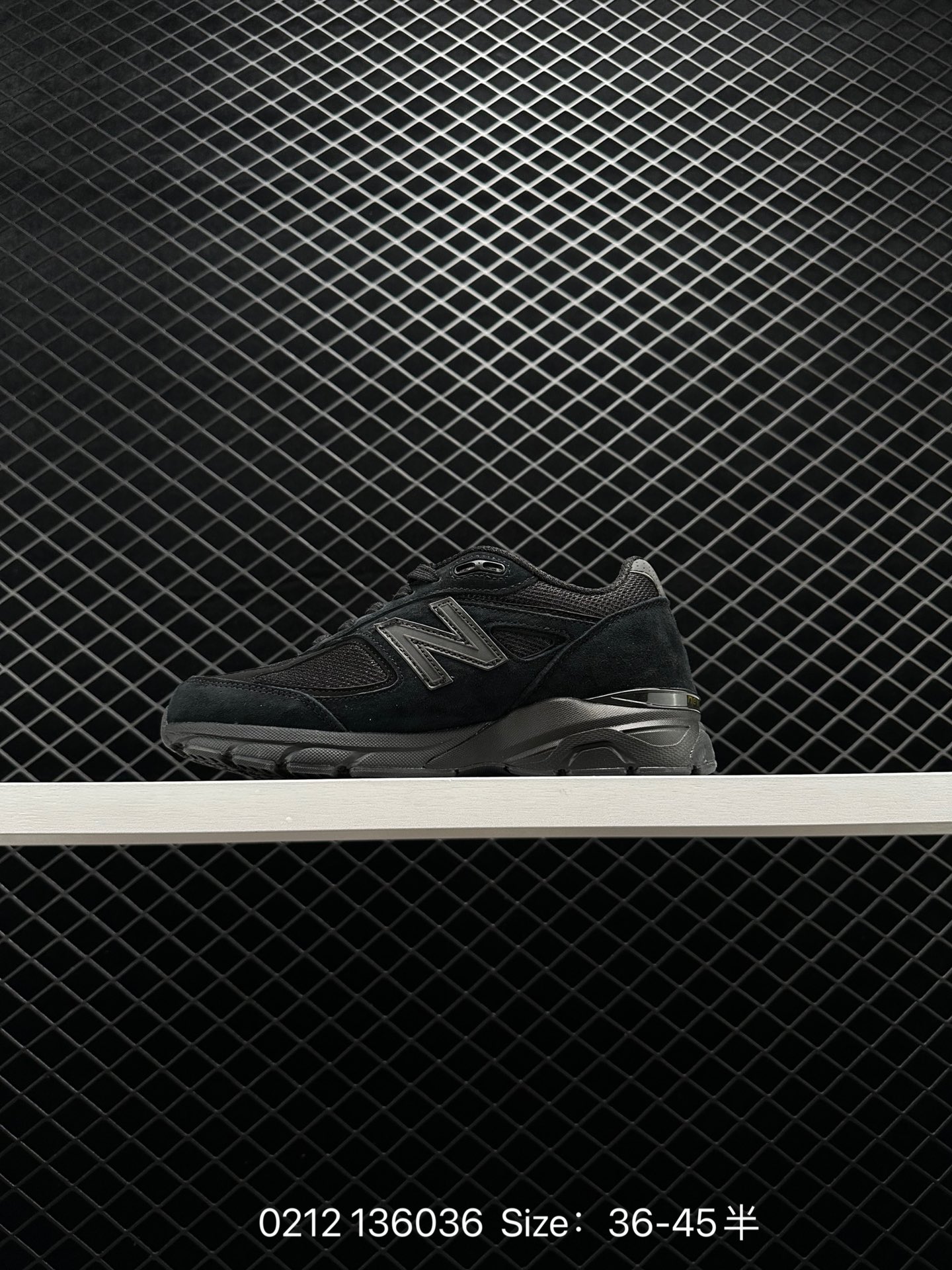 New Balance NB990